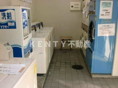 【ロビー】 | モンピエース | 建物の内部です