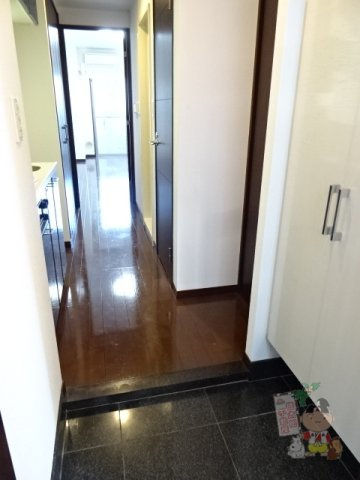 アドヴァンシティ岡山ステーションの玄関