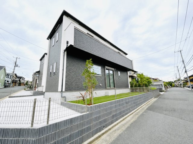千葉市緑区誉田町1丁目830番〈2期〉の前面道路含む現地写真