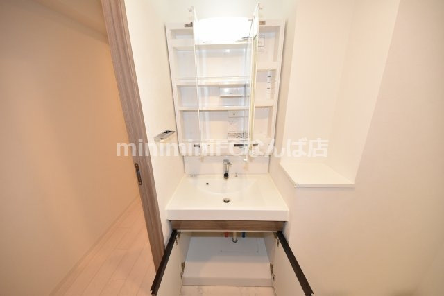 ラ・フォルム鎗屋町