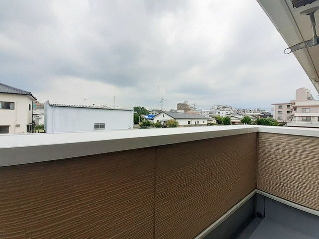 グレイス春日のバルコニー