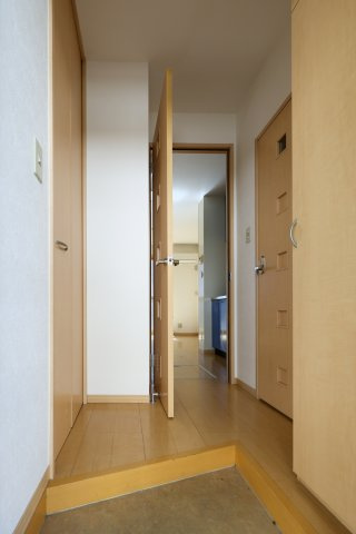 コーポクリスタルのその他共用部分|共有廊下