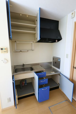 コーポクリスタルの内装|室内物干し