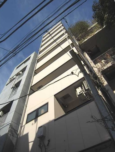 YCYの外観