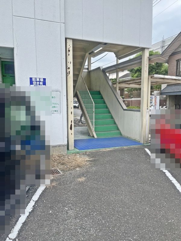 深谷市上柴町東５丁目の賃貸マンションのエントランス