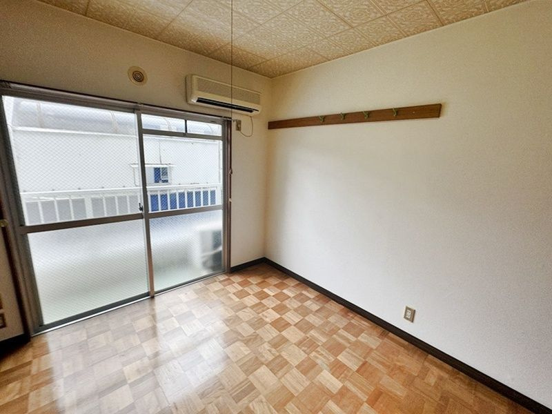 深谷市上柴町東５丁目の賃貸マンションの居間・リビング