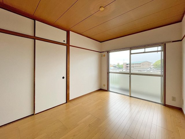 ＫＹビルの寝室