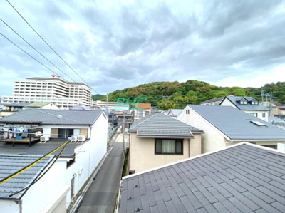 【展望】 | 長等２丁目 | お部屋にも爽やかな風と暖かく柔らかな日差しが差し込み、毎日の暮らしを豊かに彩ります。