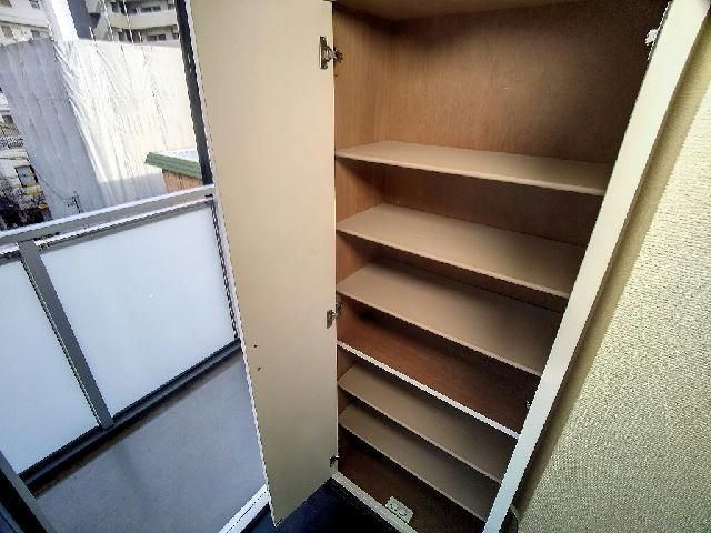 レオパレスラッキーの収納