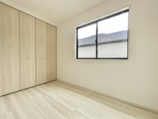 グラファーレ船橋市二和東1丁目11期の洋室|建築施工例