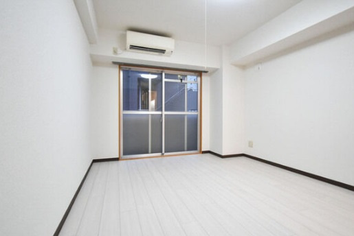大阪市中央区和泉町１丁目の賃貸マンションの居間・リビング