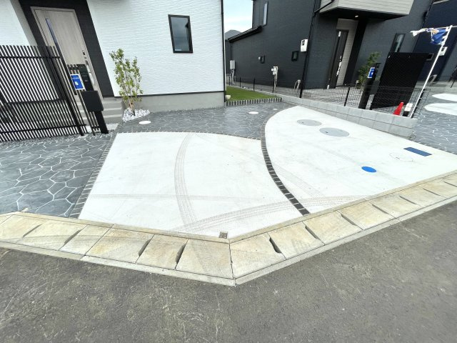 グラファーレ船橋市二和東1丁目11期の駐車場