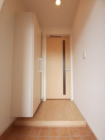 サニーコートⅢの玄関|きれいな玄関です