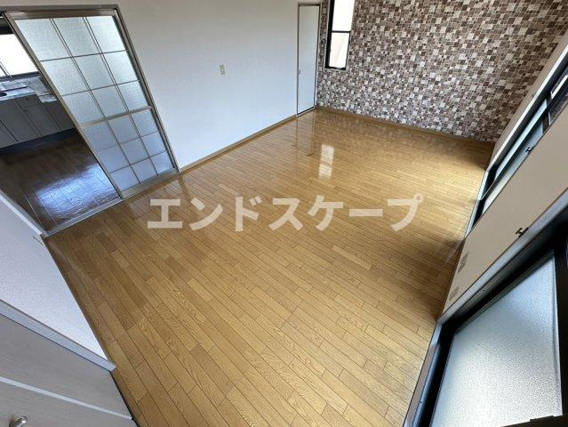 メゾンリヴェールの洋室|高崎、前橋のお部屋探しはエンドスケープまで！お客様の理想お聞かせ下さい♪