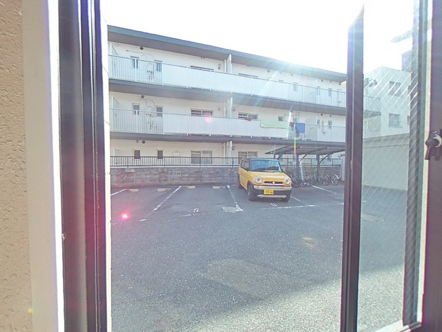 Ｔ＿ＦＬＡＴの駐車場