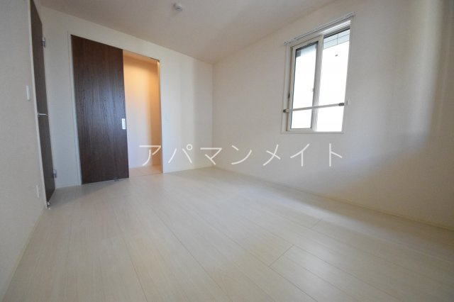 【洋室】 | ＢＬＥＳＳ戸塚弥生台 | 戸塚周辺ならアパマンメイトへＬｅｔｓ Ｇｏ ！