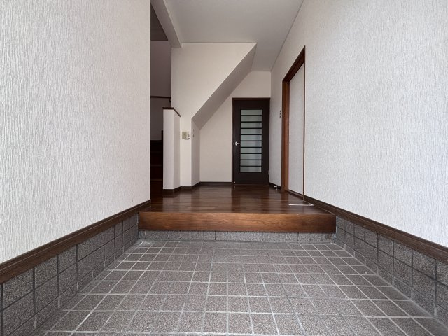 【玄関】 | 南区城南町1期