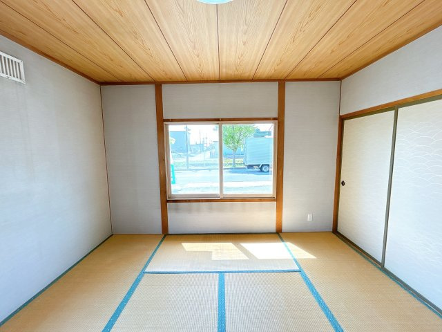 北見市中央三輪３丁目５００番地１１　中古売家の和室|【リフォーム済】1階東側居室はクリーニングを行います。