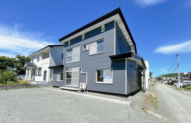 北見市中央三輪３丁目５００番地１１　中古売家