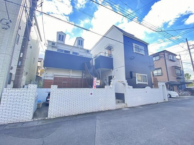 越谷市北越谷３丁目のアパートの外観