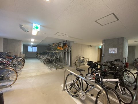 ブランズタワー・ウェリス心斎橋NORTHの駐輪場