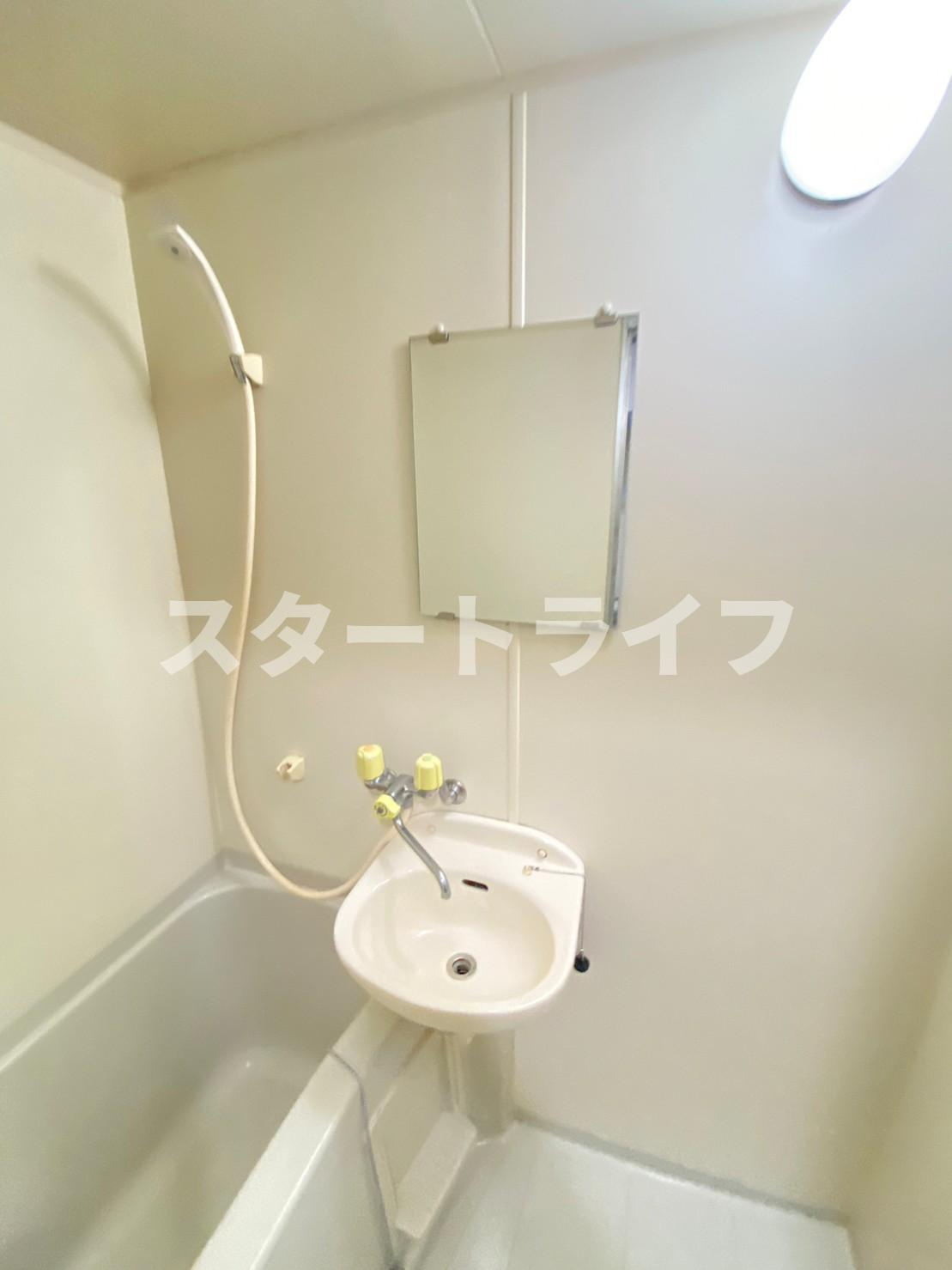 大阪市淀川区西中島１丁目の賃貸マンションの洗面所