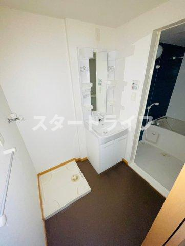 大阪市淀川区木川西１丁目の賃貸マンションの洗面所