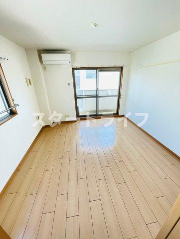 大阪市淀川区木川西１丁目の賃貸マンションの寝室