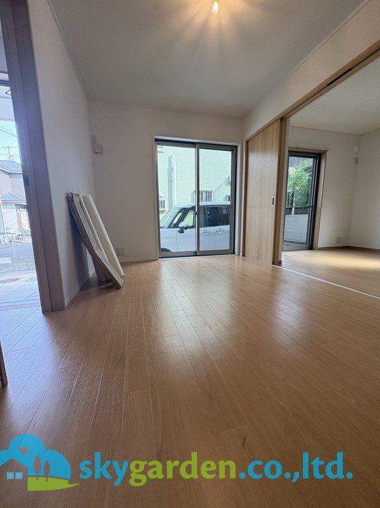 藤沢市稲荷1丁目　中古戸建　の洋室|コンパクトで使いやすい洋室です