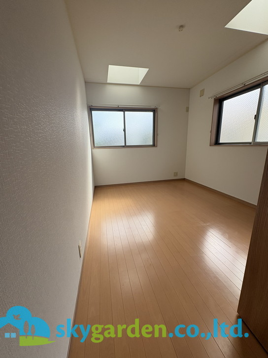 藤沢市稲荷1丁目　中古戸建　の洋室|洋室です