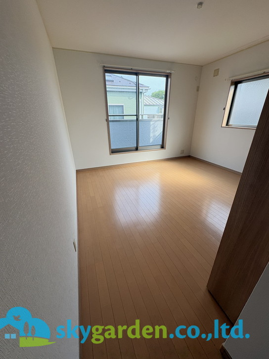 藤沢市稲荷1丁目　中古戸建　の洋室|使い勝手のいい洋室です