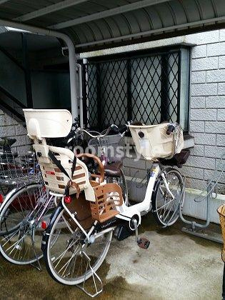 セザール第2野沢の駐輪場