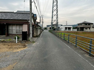 【前面道路含む現地写真】 | 太田市内ケ島町1574-6　売地