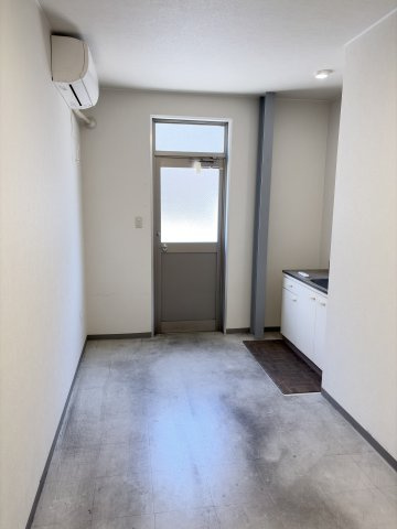 大阪市西成区南津守7丁目貸倉庫事務所132万円の内装