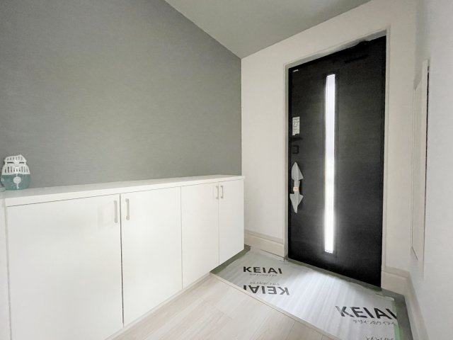 新築戸建・新築建売　郡山市大槻町17期　柴宮小・第一中のランドリースペース|洗面室には洗濯物をたたんだりアイロンがけができるカウンタースペースも完備♪もちろん室内干しも可能です