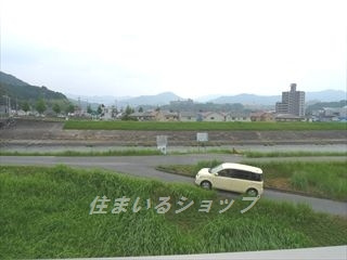 ユニベールＢの展望|募集のお部屋（205号室）からの眺望です！