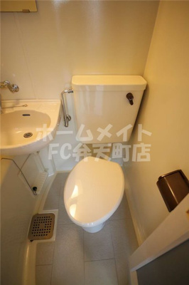 【トイレ】 | アーバンモール弁天町 | コンパクトで使いやすいトイレです