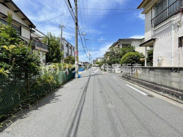 石津中町　中古一戸建ての前面道路含む現地写真|■物件内覧・資金計画相談・住宅ローン相談、リフォーム相談、お問合せ受付中■
※当日・翌日のご内覧、ご相談はお電話でのお問合せがスムーズです！