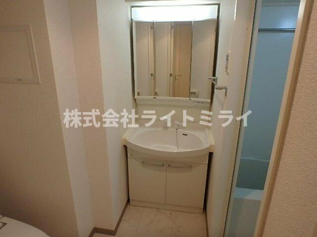 ドルチェ秋葉原Ｎｏｒｔｈ・参番館の洗面所| 