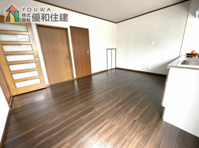 【居間・リビング】 | 中古戸建　神戸市西区宮下２丁目