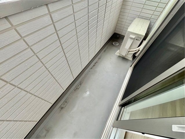D-PLACE神田町のバルコニー