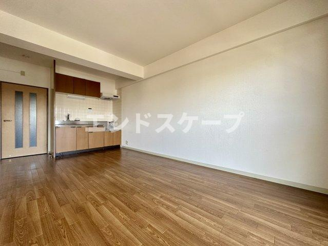 ラルジェ中里の居間・リビング|高崎、前橋のお部屋探しはエンドスケープまで！お客様の理想お聞かせ下さい♪