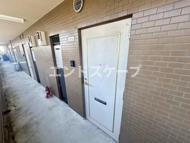 ラルジェ中里の玄関|高崎、前橋のお部屋探しはエンドスケープまで！お客様の理想お聞かせ下さい♪