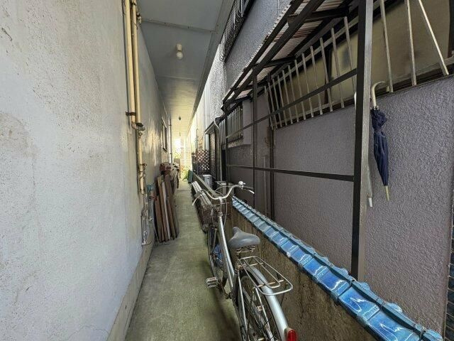 行徳石田マンションのエントランス