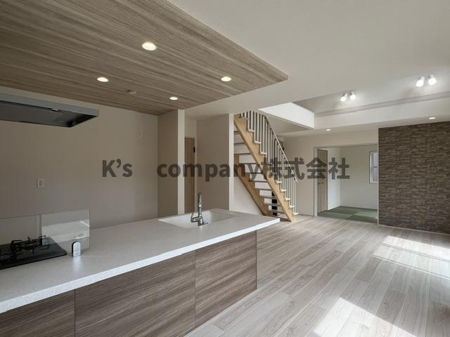 高座郡寒川町岡田8丁目　新築戸建　2号棟の周辺|子育て世代のファミリーにもあると嬉しい公園が正面にあります◇