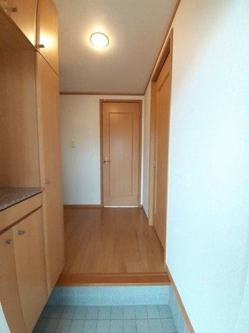 メゾンアネシスの玄関|きれいな玄関です