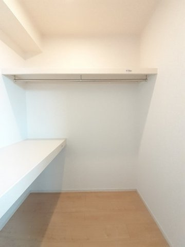 サザンコート　Ｂの収納|小物を収納するのに便利です