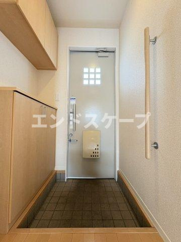 SEED　Cの玄関|高崎、前橋のお部屋探しはエンドスケープまで！お客様の理想お聞かせ下さい♪