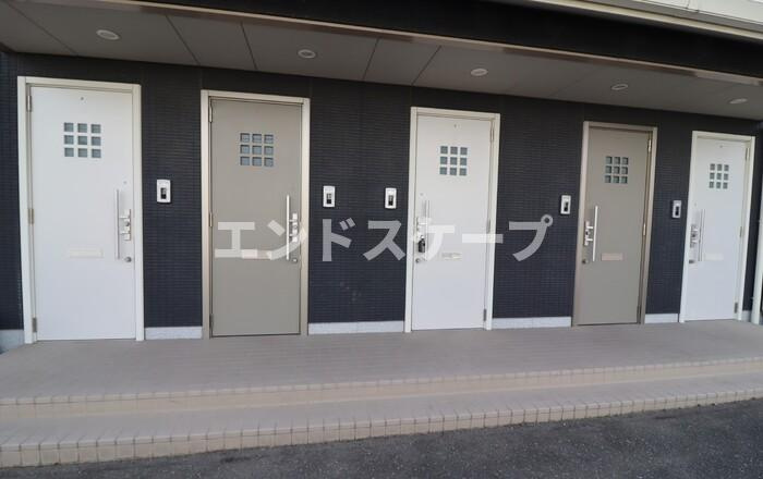 SEED　Cのエントランス|高崎、前橋のお部屋探しはエンドスケープまで！お客様の理想お聞かせ下さい♪