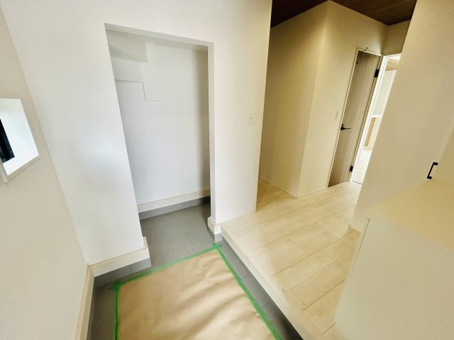 グラファーレ千葉市若葉区愛生町２期の居間・リビング|建築施工例